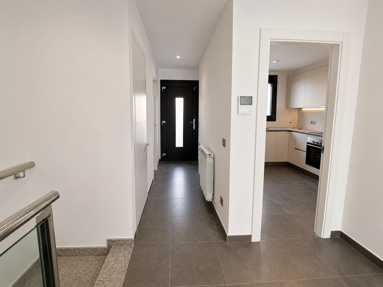 Pasillo y entrada a cocina